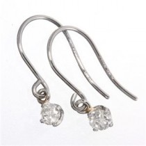 PT900/0.1ctダイヤモンドピアス フックピアス プラチナ