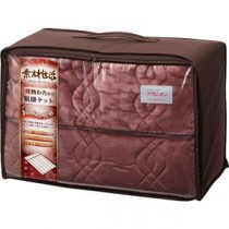 素材生活 抗菌・防臭+消臭＆吸湿発熱わた使用 キルトケット レッド L7058587