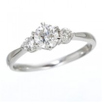 K18ホワイトゴールド0.7ct ダイヤリング 指輪 キャッスルリング 11号