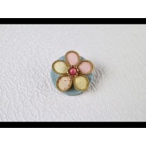 一輪花・結城紬丸いお花のブローチパステルA