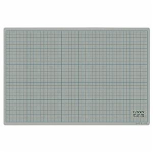 (まとめ) ライオン事務器 カッティングマット 再生PVC製 両面使用 450×300×3mm 灰/黒 CM-4512 1枚 【×2セット】