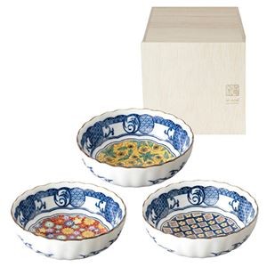 藍染小紋 三ツ組鉢揃 φ14×5cm 日本の伝統的で華やかなデザイン 日本製 B1109534