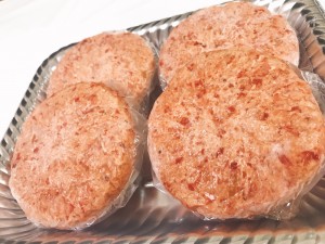 送料無料　沖縄発信　もとぶ牛ハンバーグ　 120g×4個(ソース付)